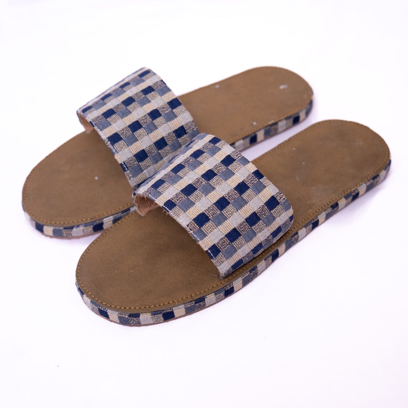 Checkered Comfort Sliders for Women