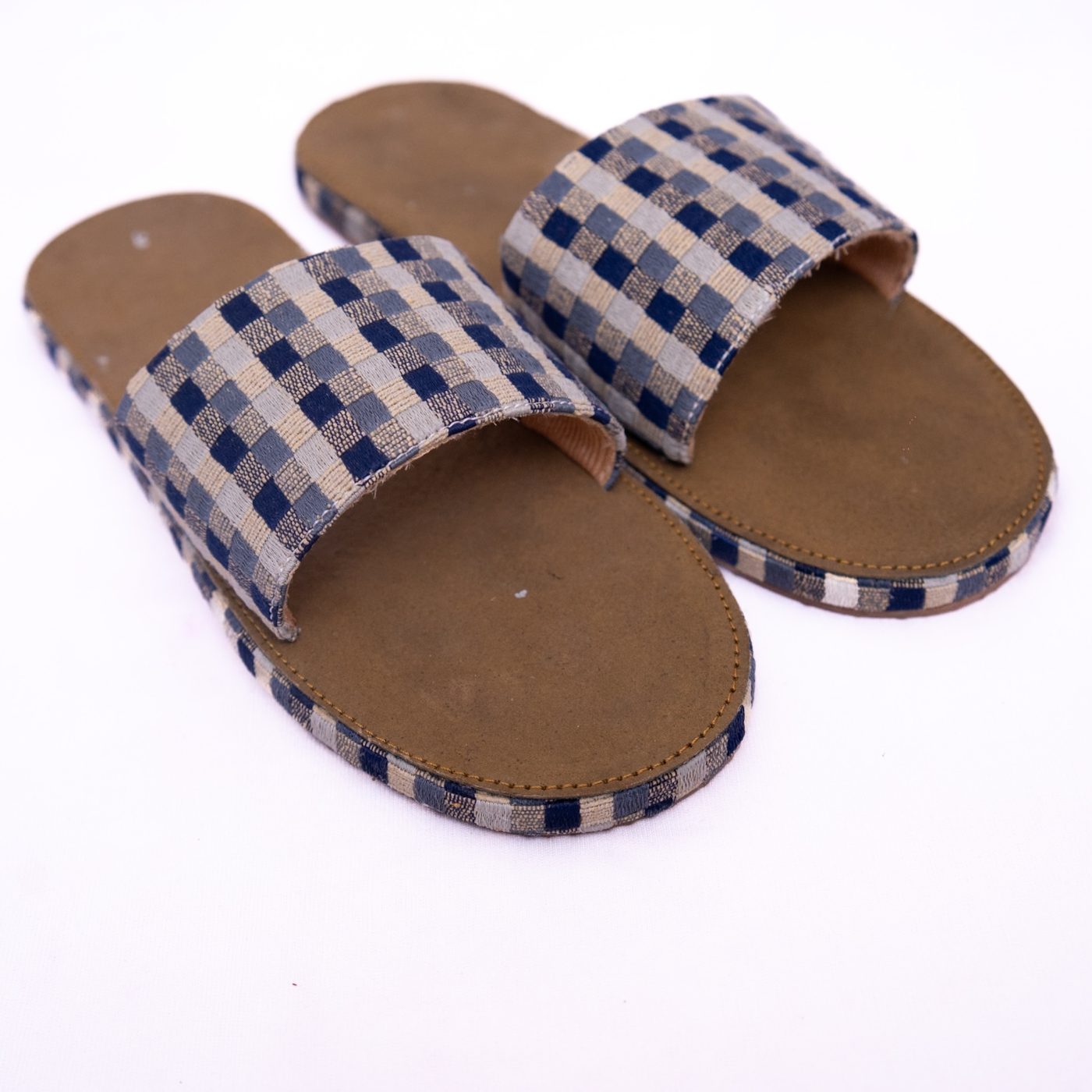 Checkered Comfort Sliders for Women